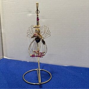 Handformed wire Angel with stand